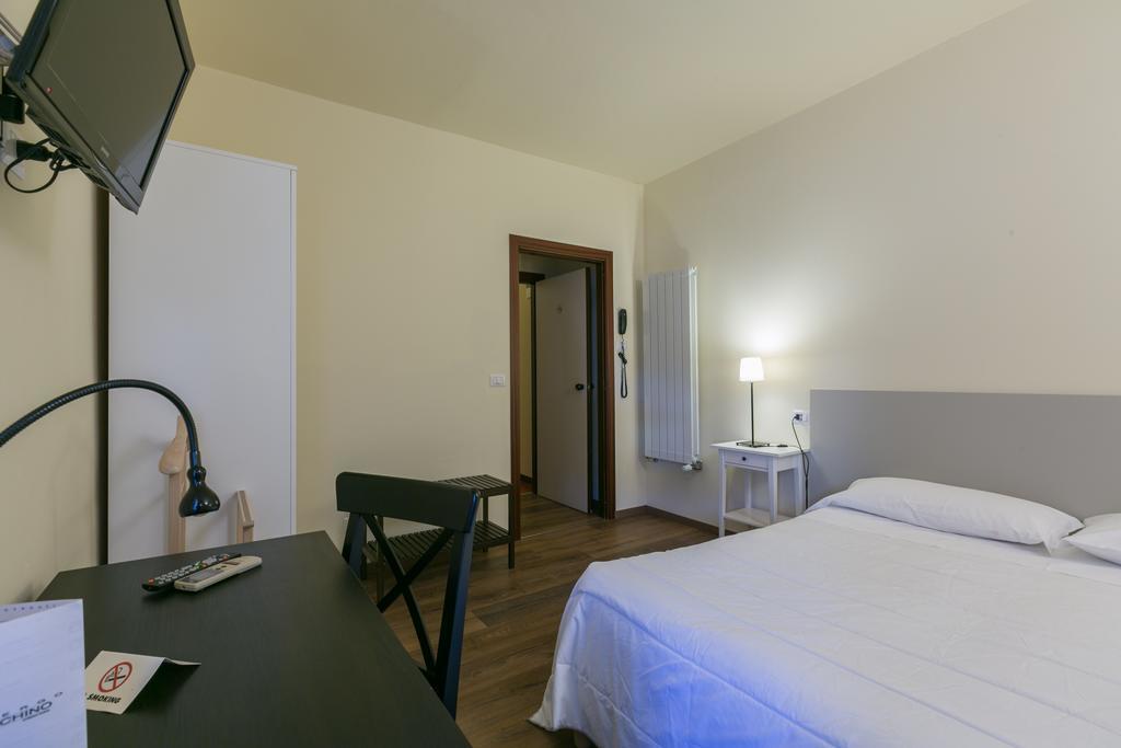 Albergo Il Cochino Монтале Экстерьер фото